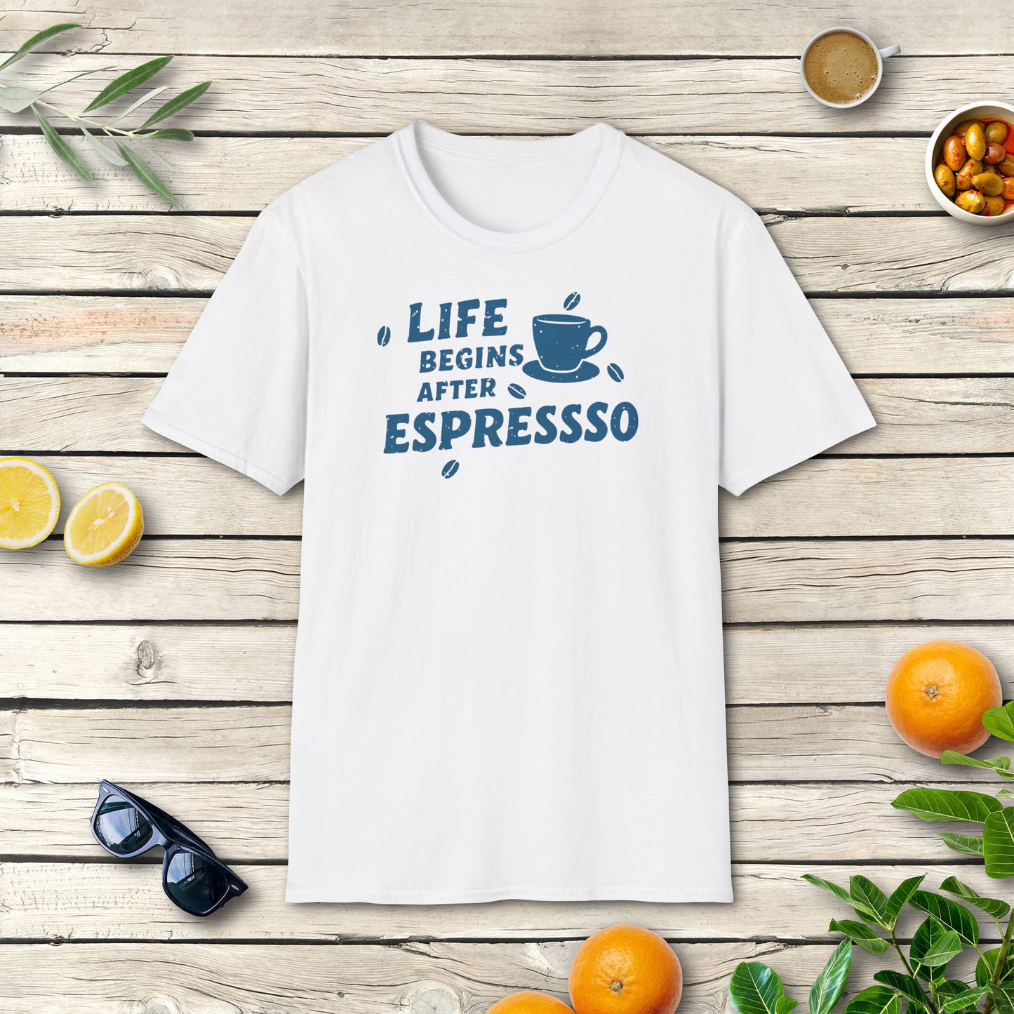 Life begins after Espresso - T-Shirt