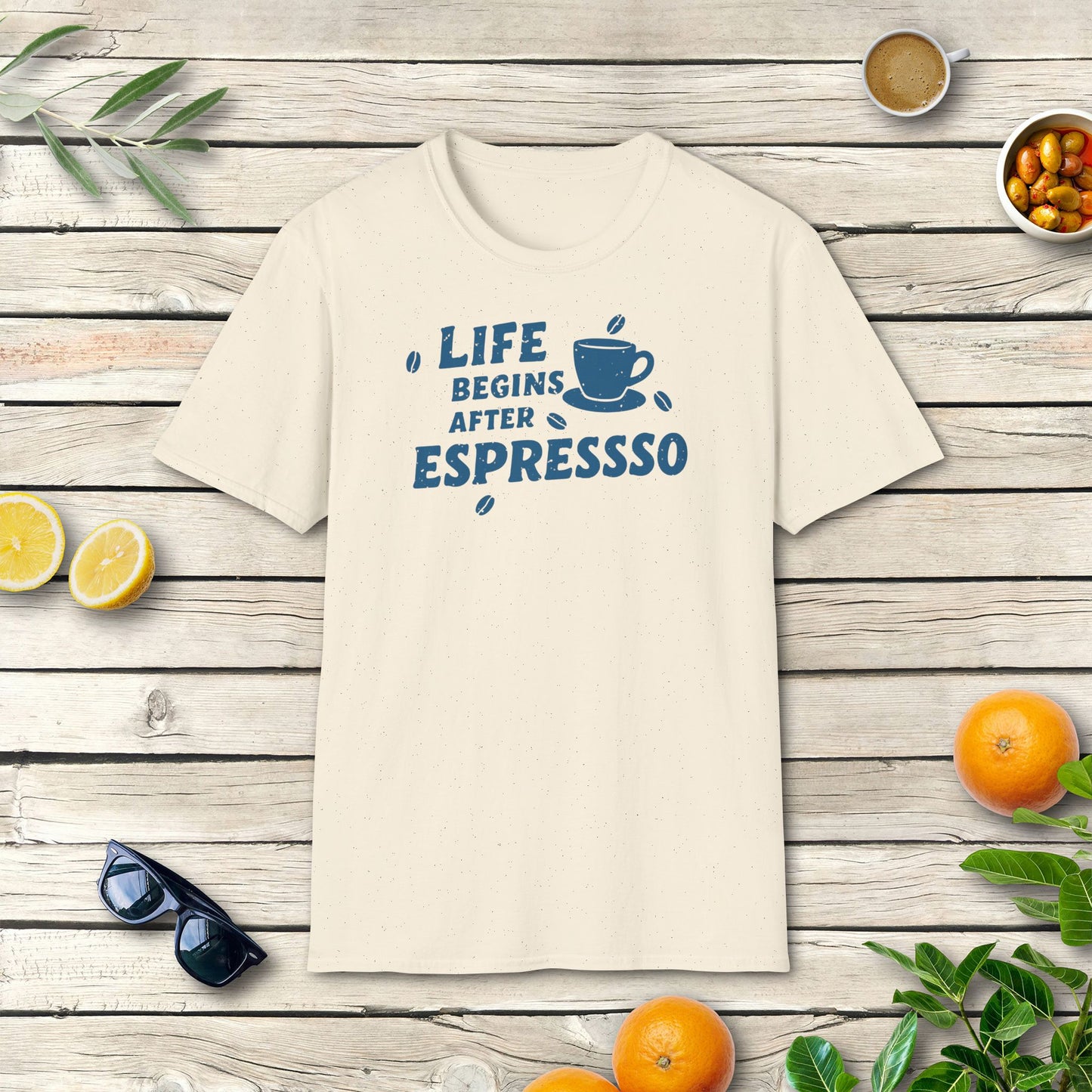 Life begins after Espresso - T-Shirt