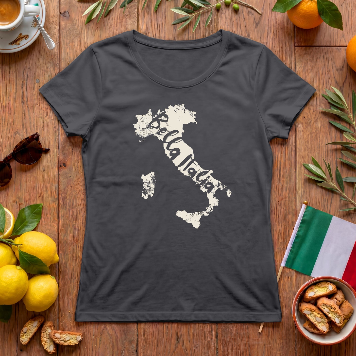 Bella Italia Damen T-Shirt mit Italien-Umriss